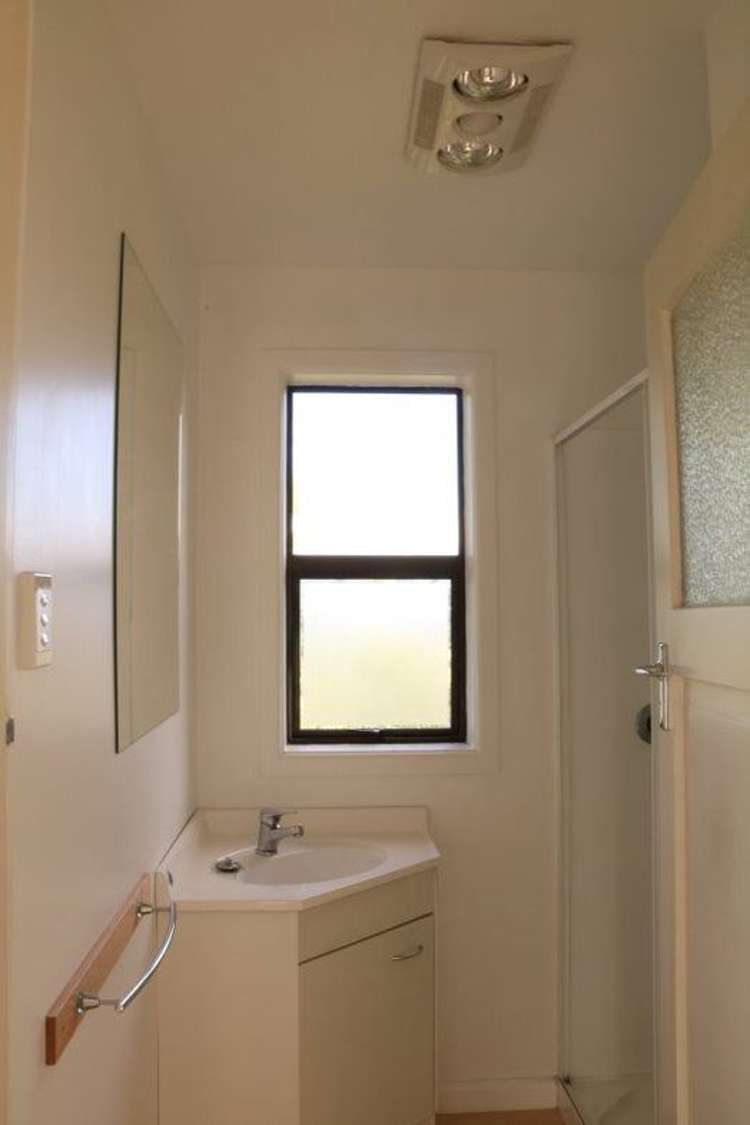 85 Riselaw Road Calton Hill_5