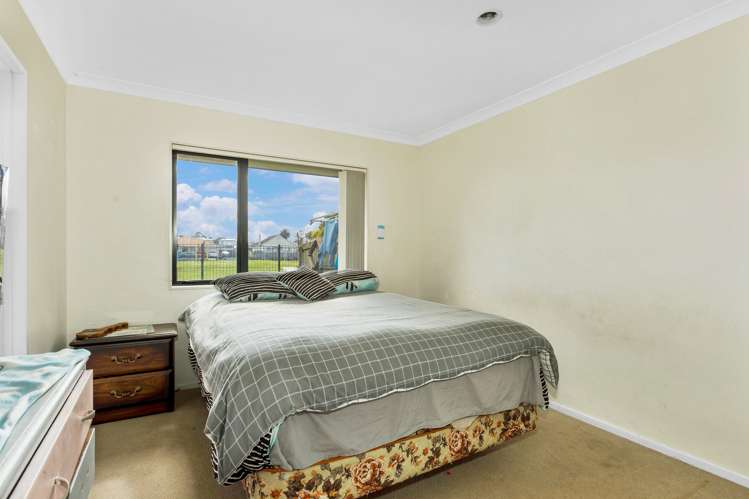 2 Old Park Place Takanini_8