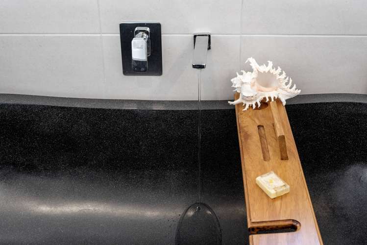 48 Sapphire Drive Hairini_20