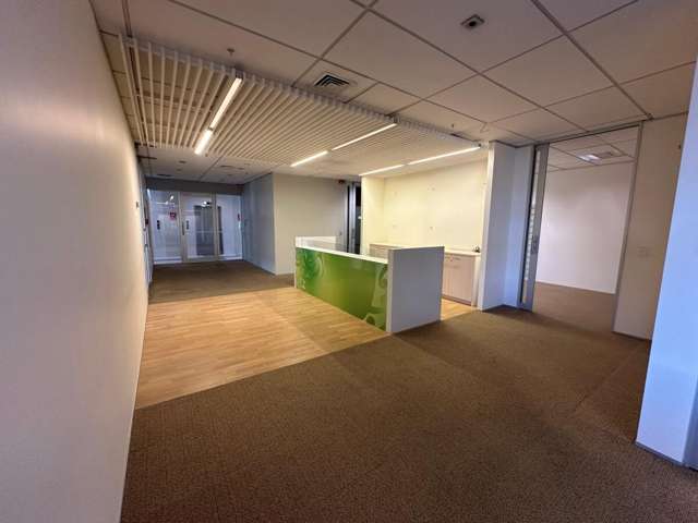 20 Amersham Way City Centre_1