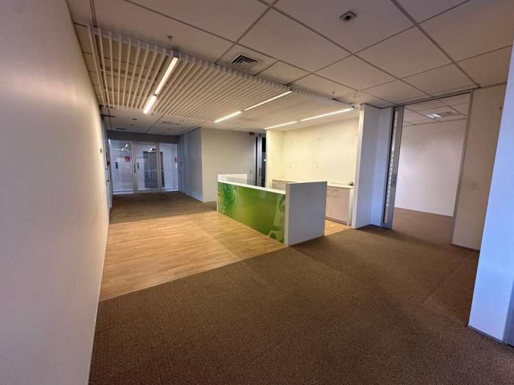 20 Amersham Way City Centre_1