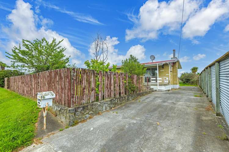 82 Cook Street Foxton_18