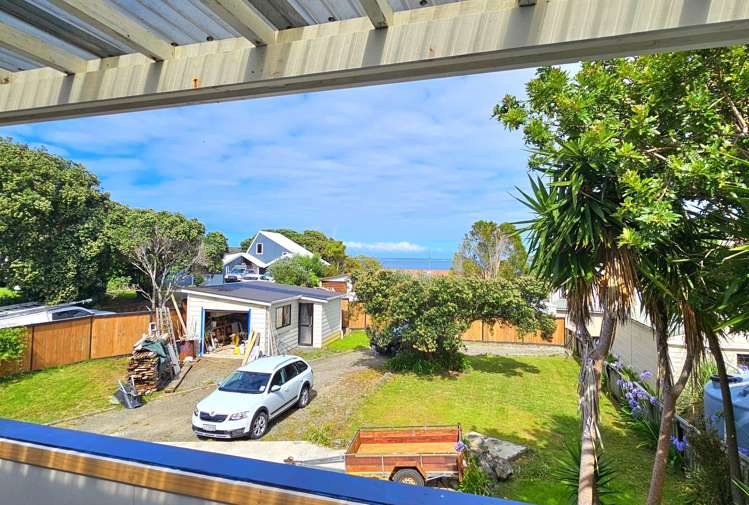 10 Waianga Place Omapere_14