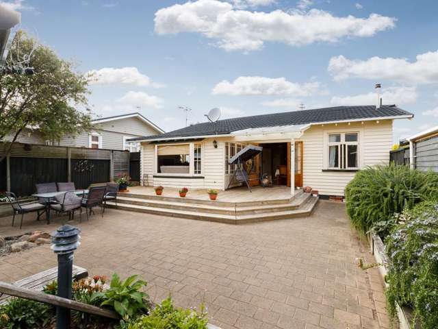 51 Dahlia Street Palmerston North Central_1