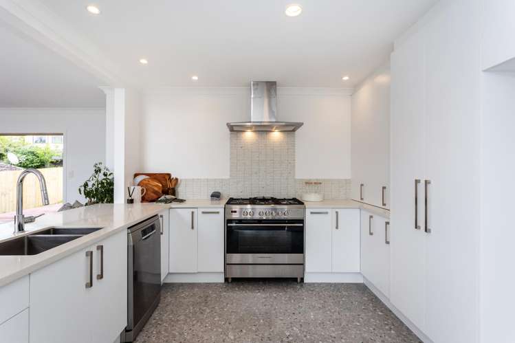 34 Te Kauri Place Helensville_19