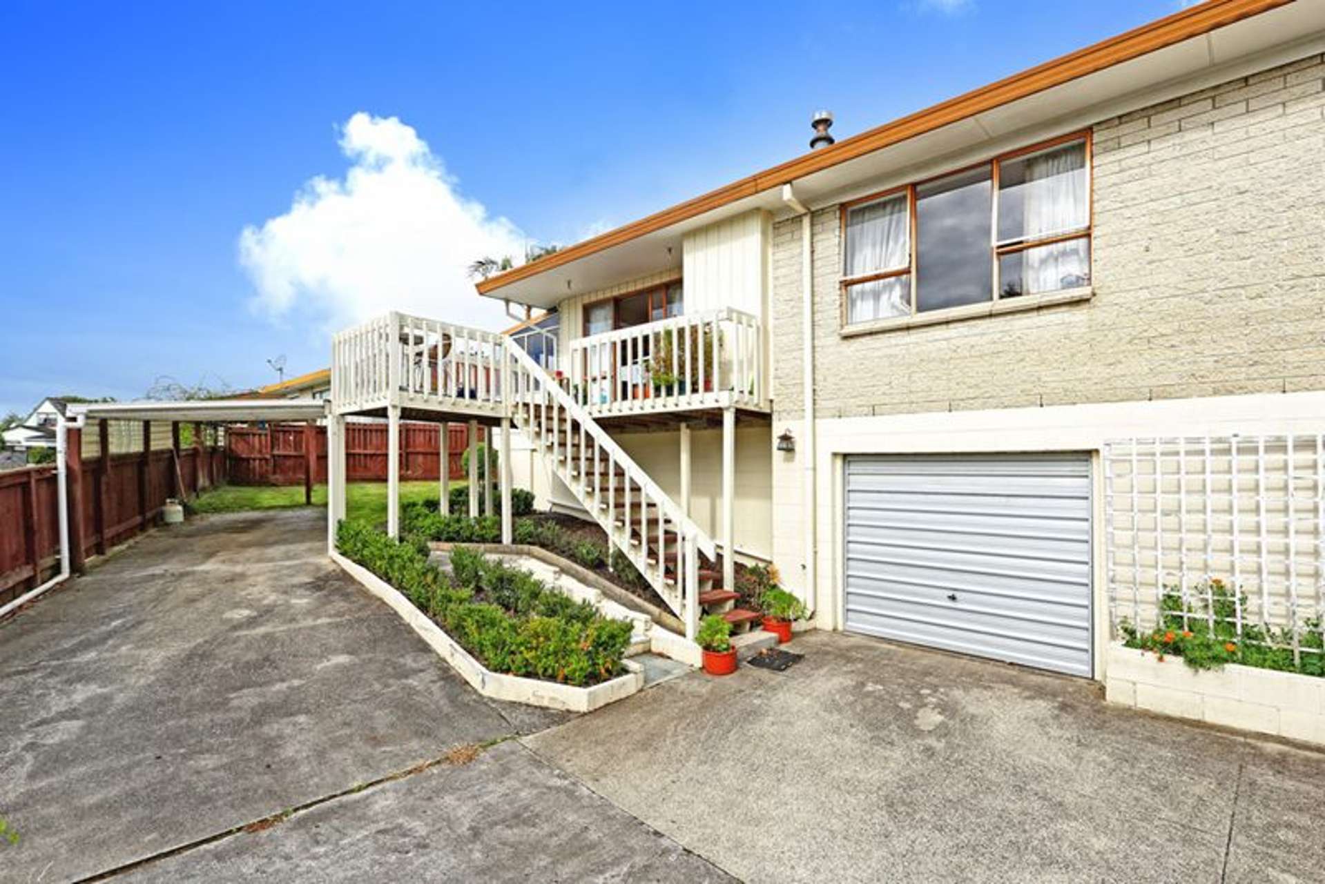 2/21 Glenmore Road Sunnyhills_0