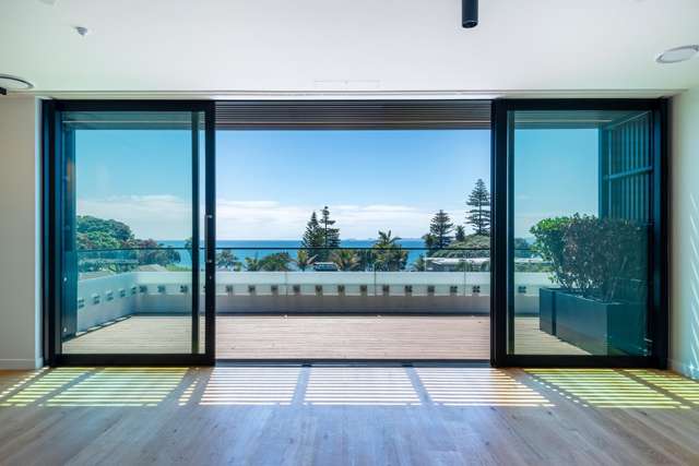 17/423-427 Beach Road Mairangi Bay_4