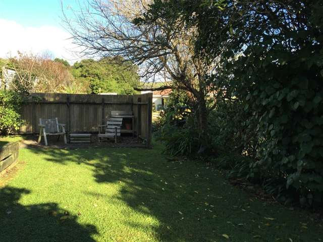 5 Rerenga Street Mokau_4