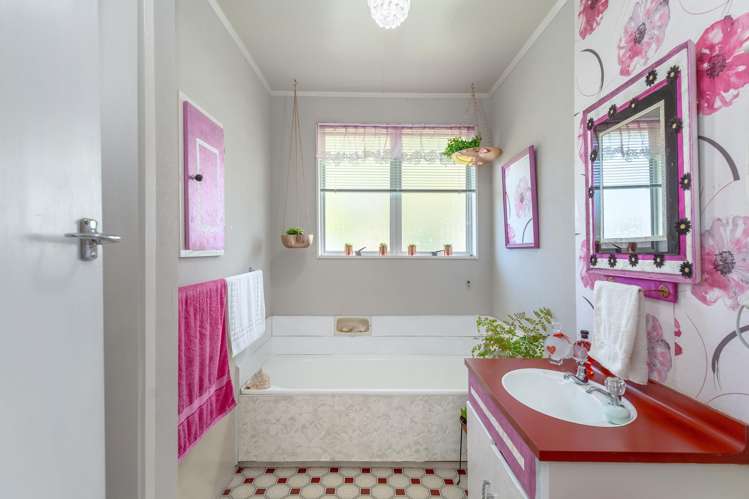 2 Hornsby Street Carterton_11