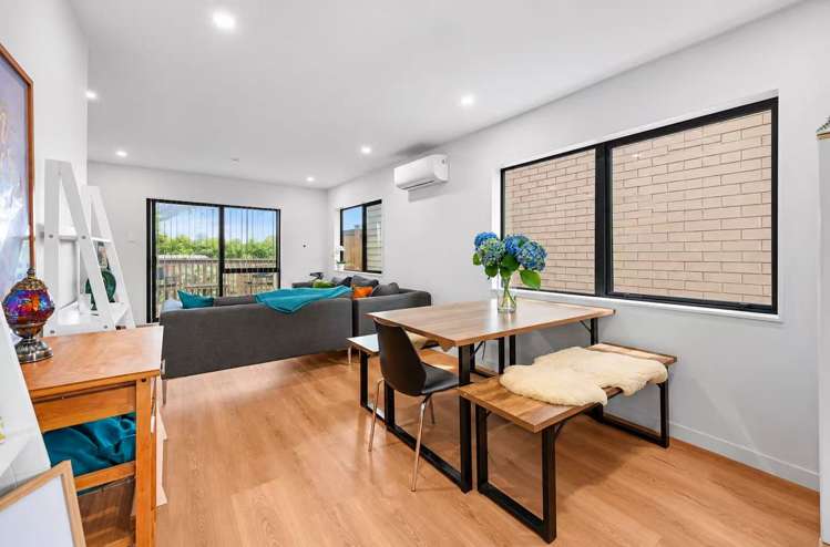 123 Grove Road_4