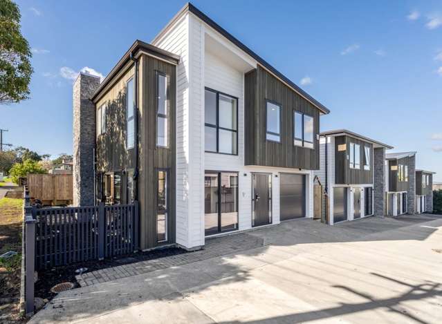Brand New Coastal Living