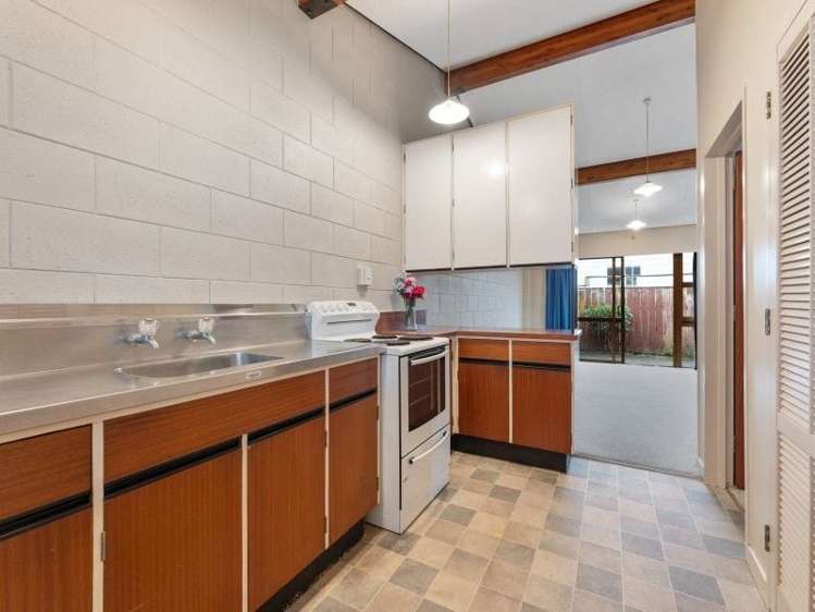 2/128 Albert Street Terrace End_6