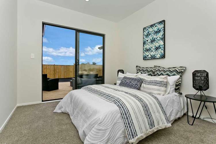 18 Surf View Crescent Red Beach_10