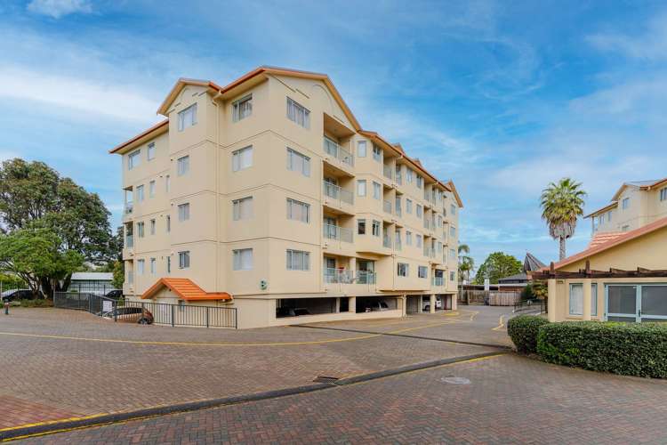 27/3b Harrison Road Mount Wellington_1