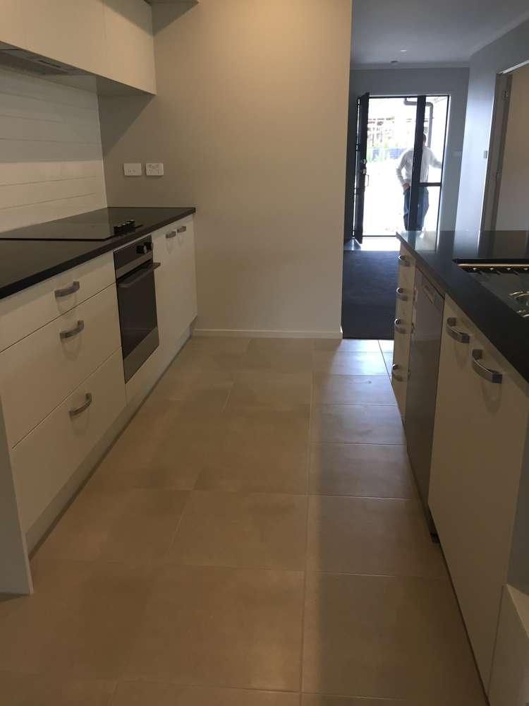 9 Papa Orchard Drive Kumeu_3