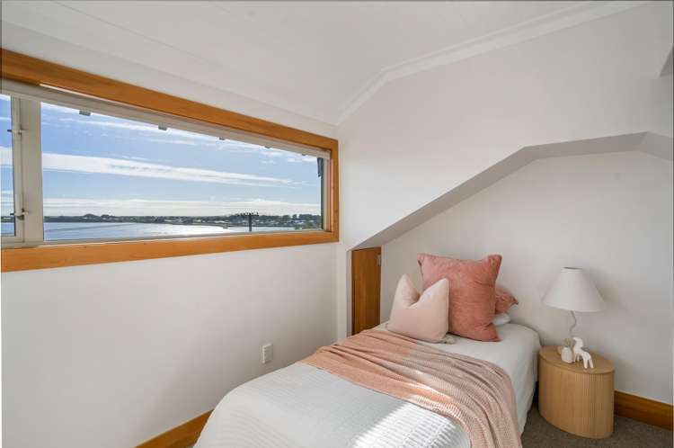 39 Orepuki Riverton Highway Riverton_19