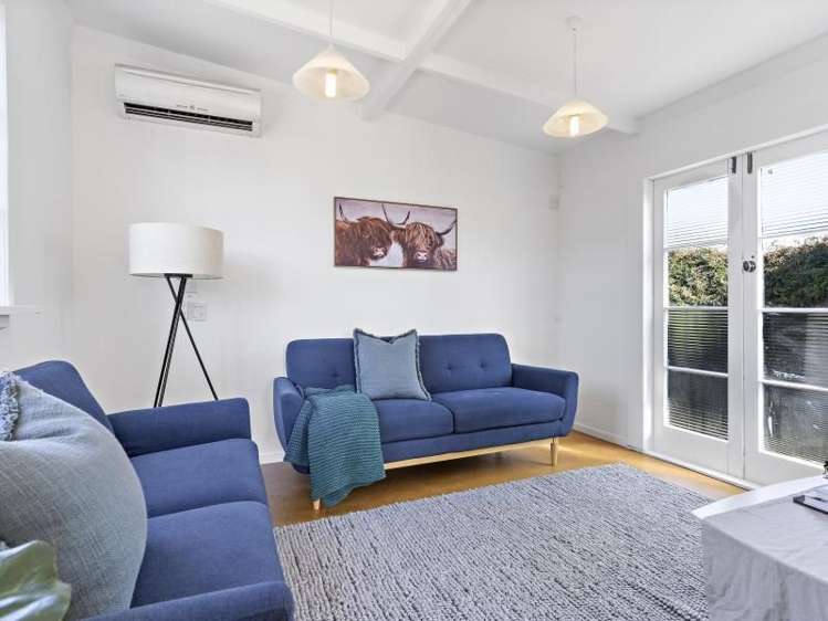 8 Reading Street Greytown_13