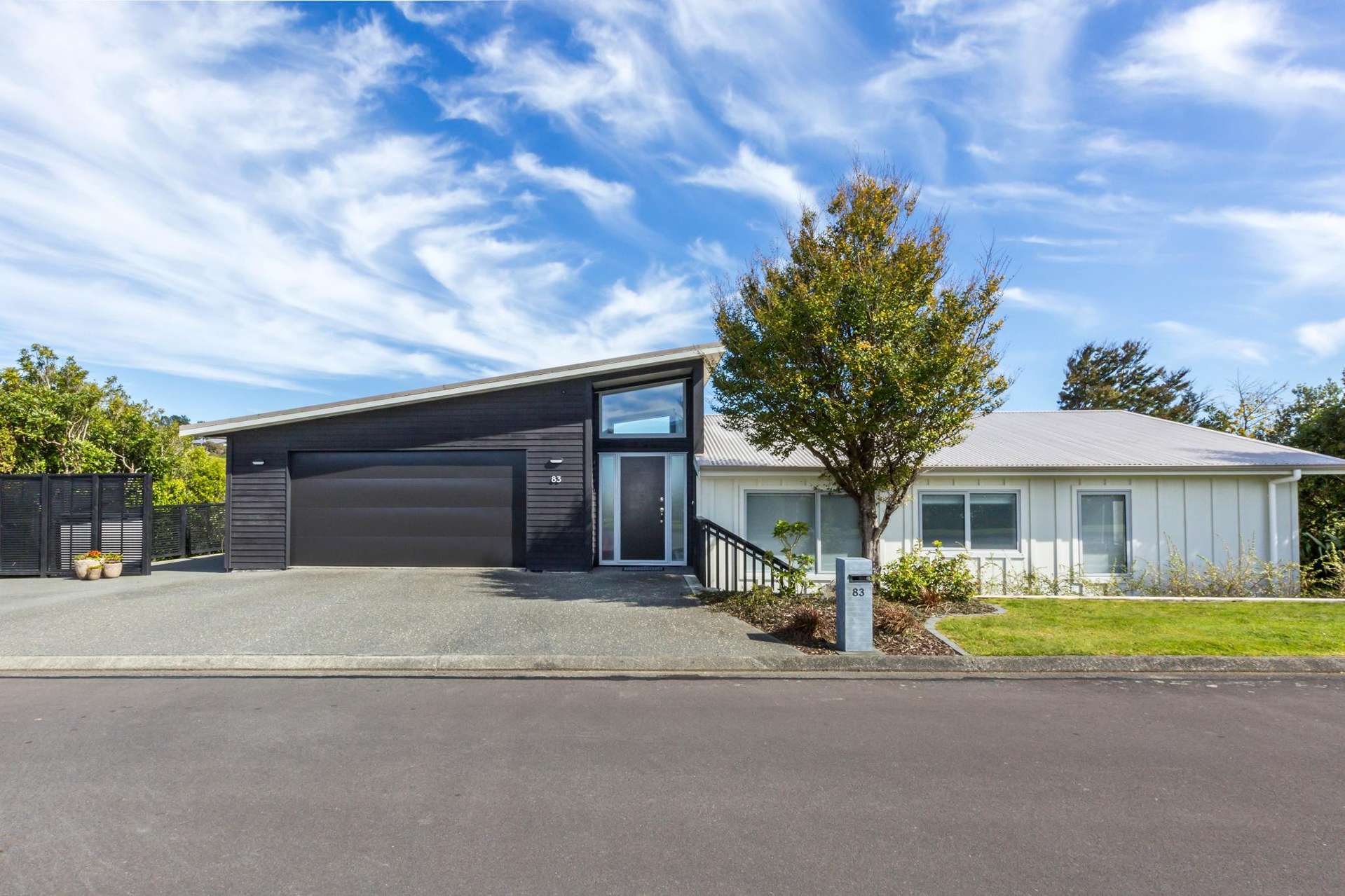 83 Mount Marua Way Mt Marua_0