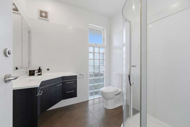 143 Riddell Road Glendowie_24