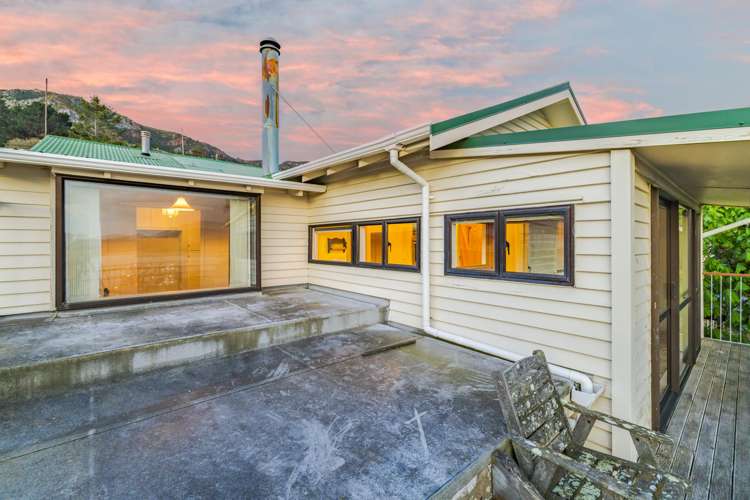 23 Ripon Street Lyttelton_15