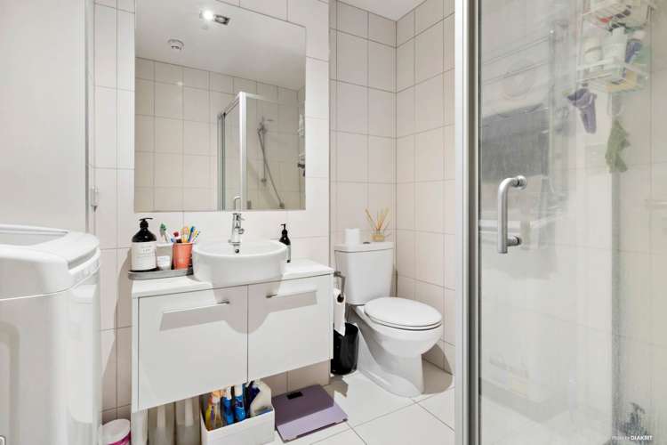 6x/435 New North Road Kingsland_7