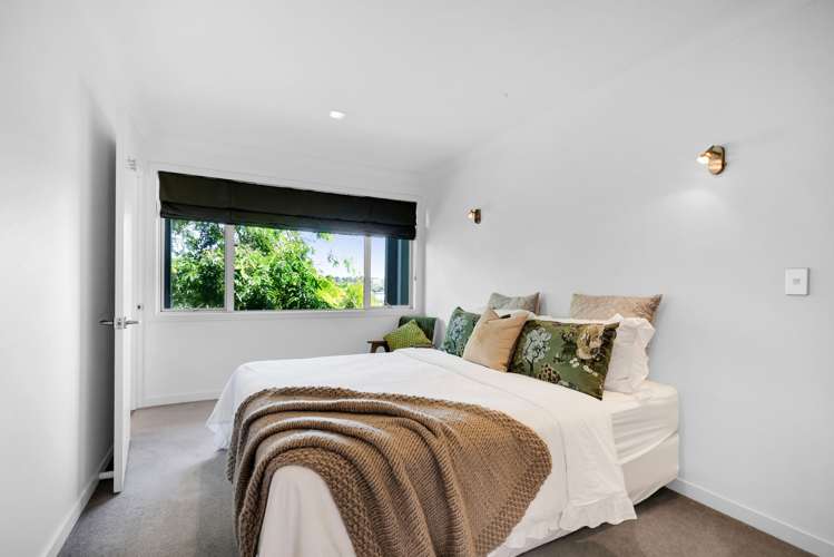 117 Poplar Grove Whalers Gate_16