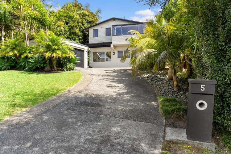 5 Amante Crescent Mairangi Bay_35