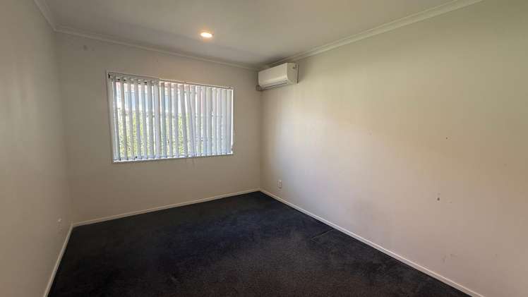 186 Botany Rd Botany Downs_13