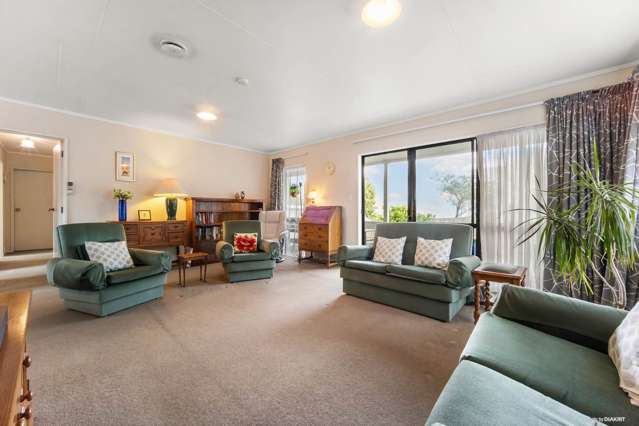 1/33 Newington Road Henderson_3