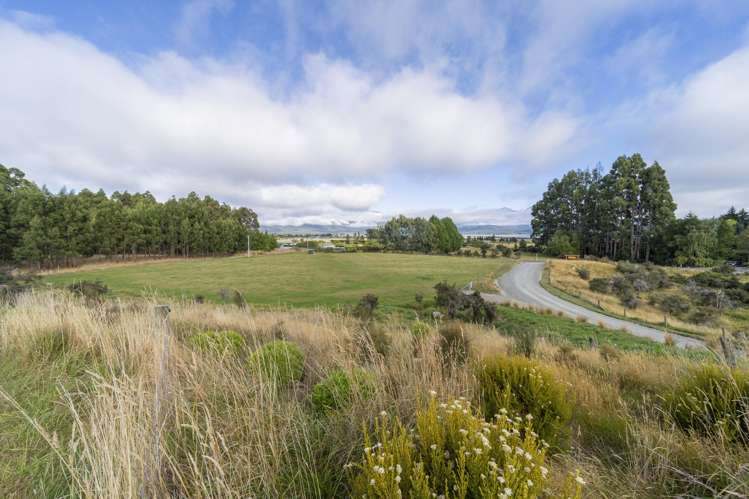 16 Point Burn Lane Te Anau_7