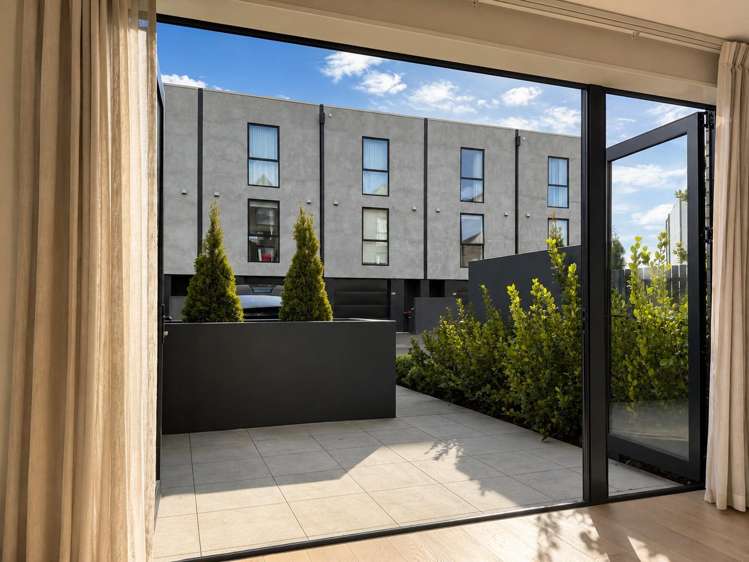 9/33 Kilmore Street_4