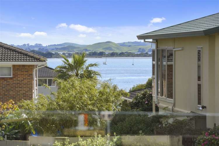 36 Fielding Crescent Farm Cove_9