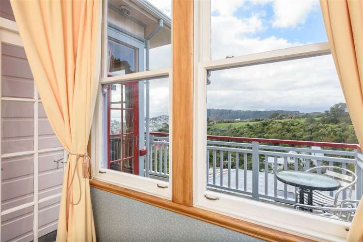 27 Mortimer Terrace Aro Valley_12