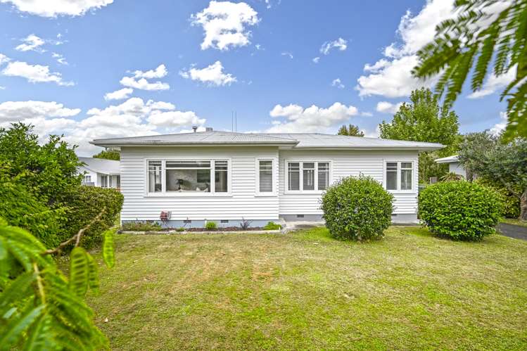 813 Lawrence Street Akina_14