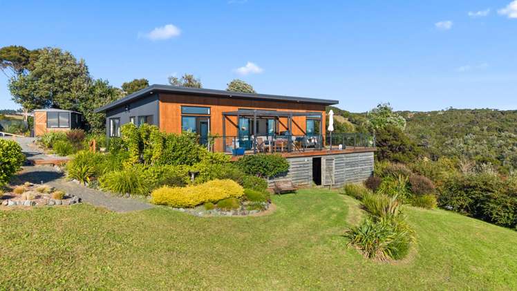 37 Seaview Road Cable Bay_2