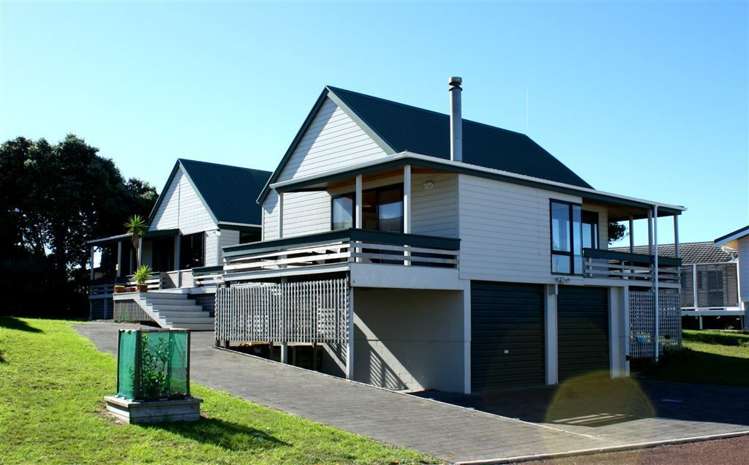 4 Braddock Grove Pauanui_21