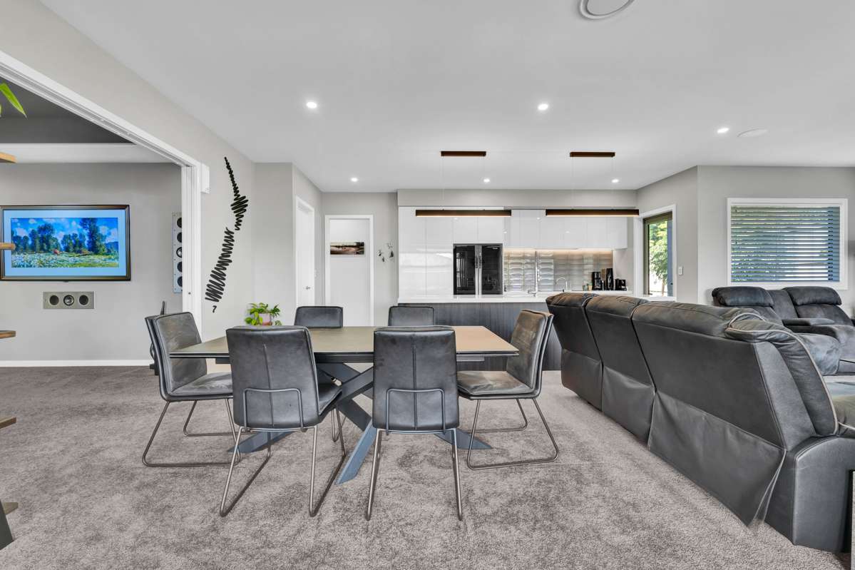 17 Honeyfield Drive_5