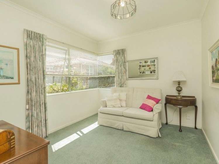 18a Britton Avenue Mount Roskill_11