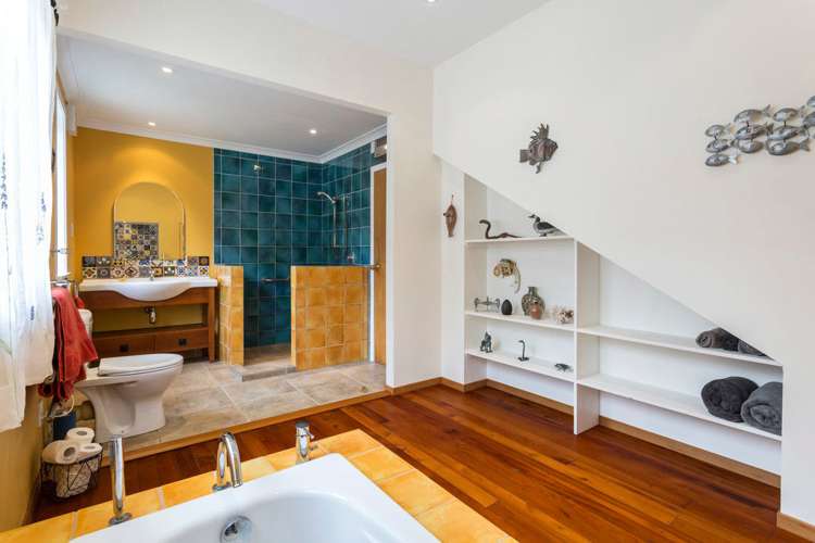 9 Landing Road Titirangi_6