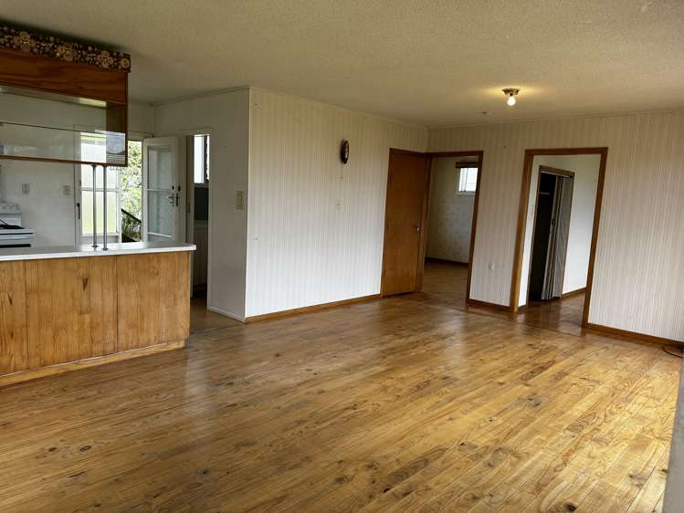 1292 Whangaparaoa Road Army Bay_13