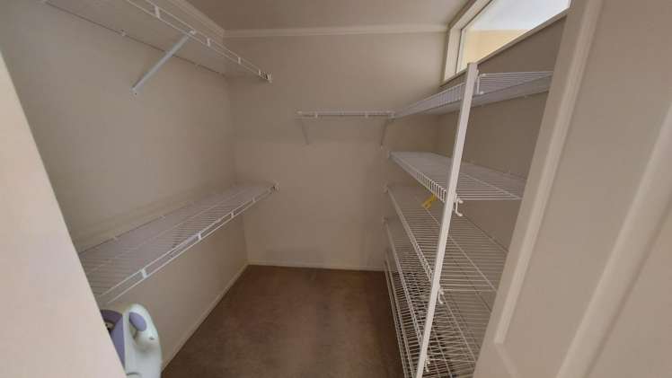 6 Garden Court Woodhill_11