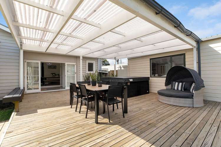 6 Sandspit Road Waiuku_13