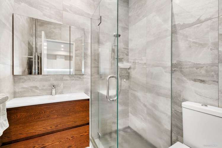 05/246g Khyber Pass Road Grafton_10