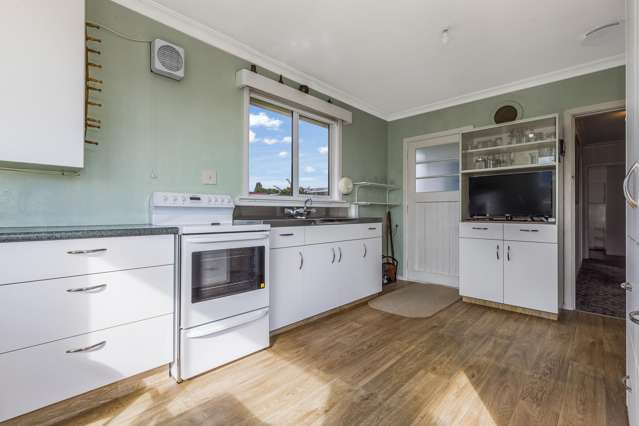 2 Roslyn Road Levin_2