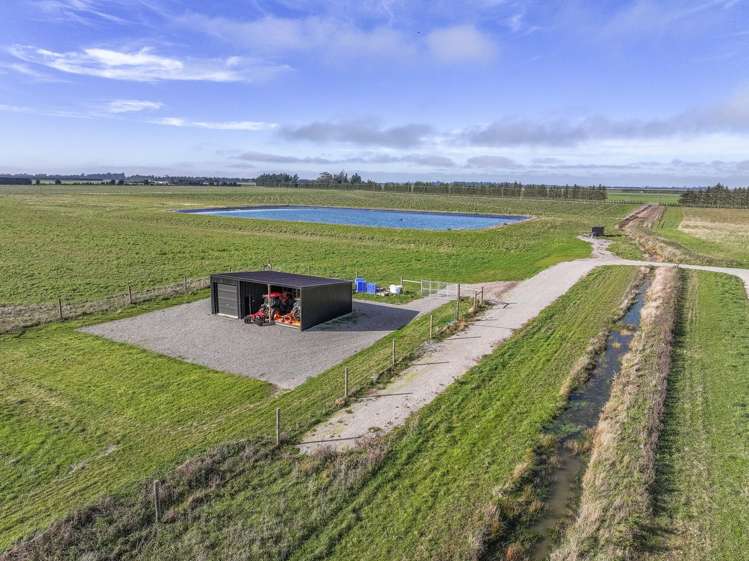 77 Bleak House Road Darfield_12