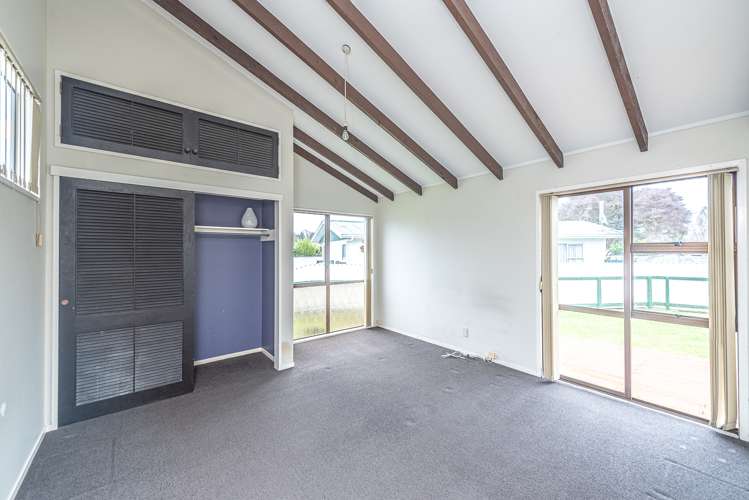 8 Ash Place Aramoho_11