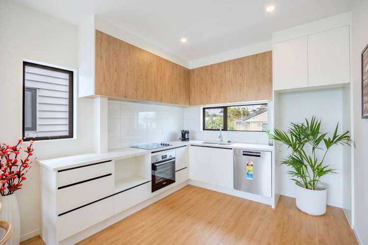 4 /3 Milich Terrace Te Atatu South_6