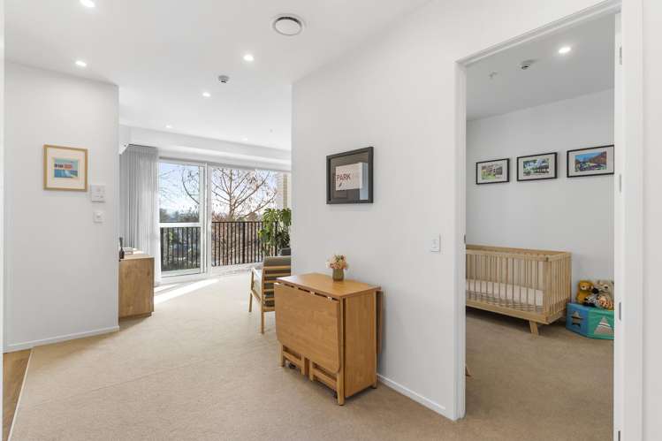 209/1817B Great North Road Avondale_5