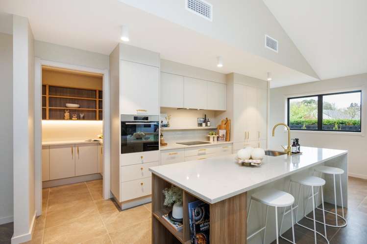 3 Waicola Drive Fitzherbert_2