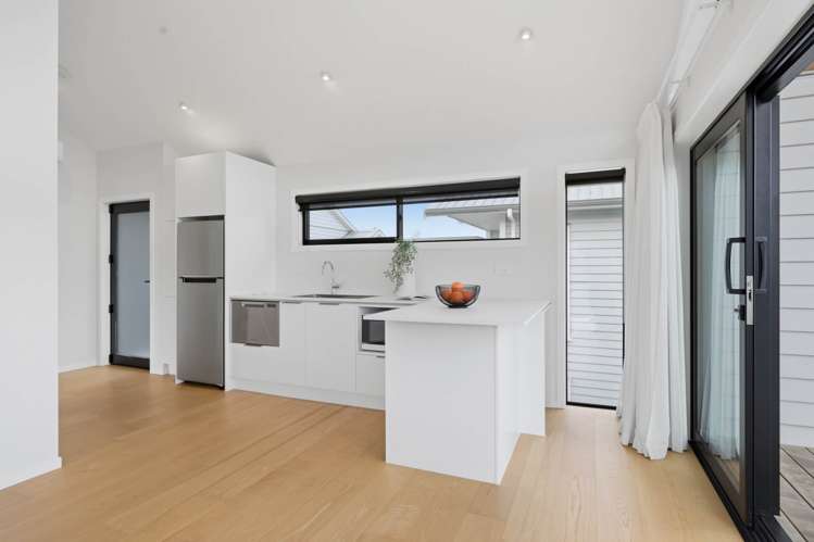 17 Rue d'Amarres Gulf Harbour_24